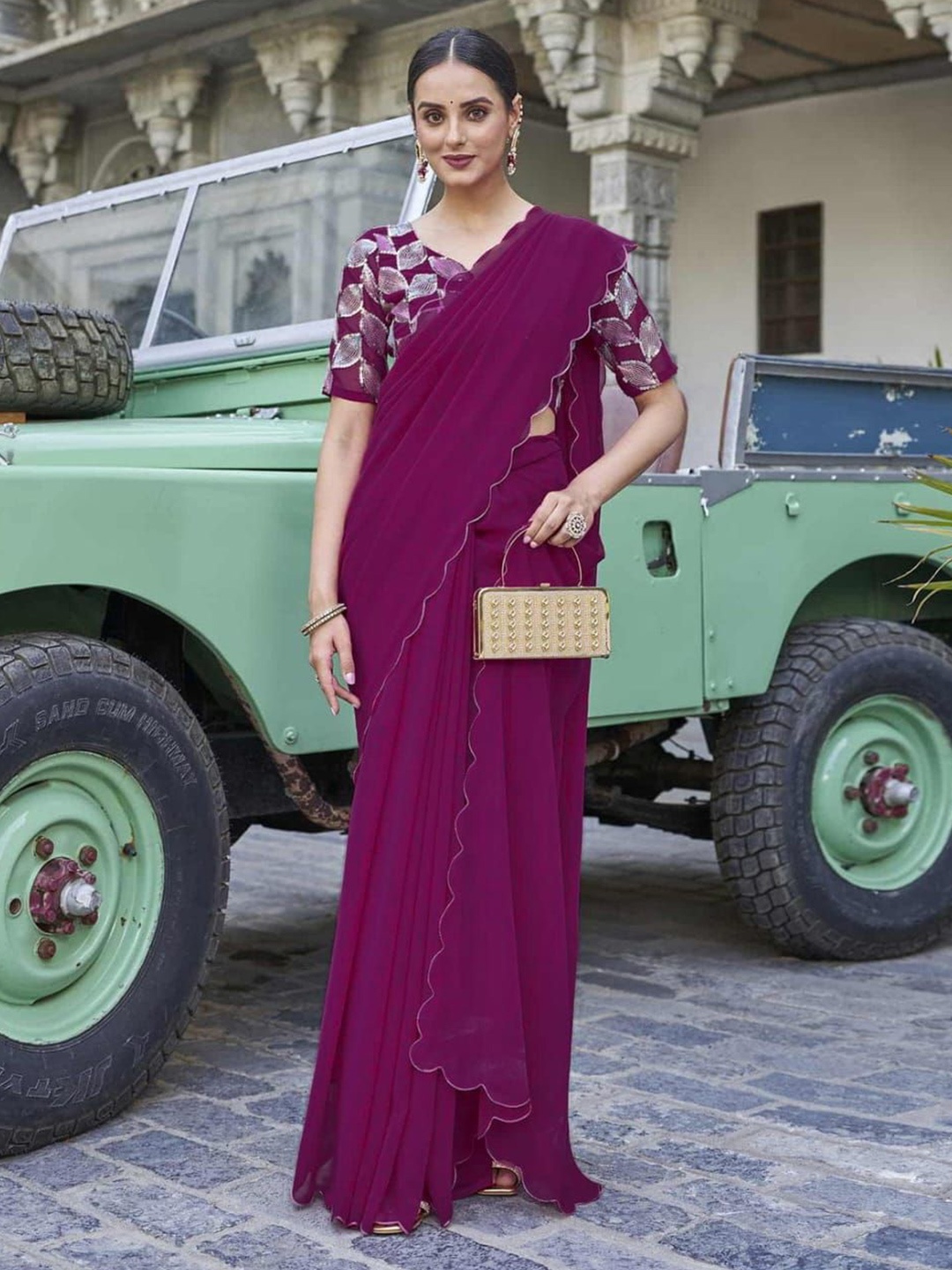 

Reeta Fashion Women Sequinned Saree, Purple