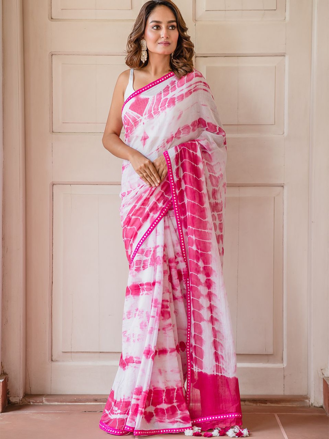 

RODDUR Tie and Dye Pure Cotton Saree, Pink