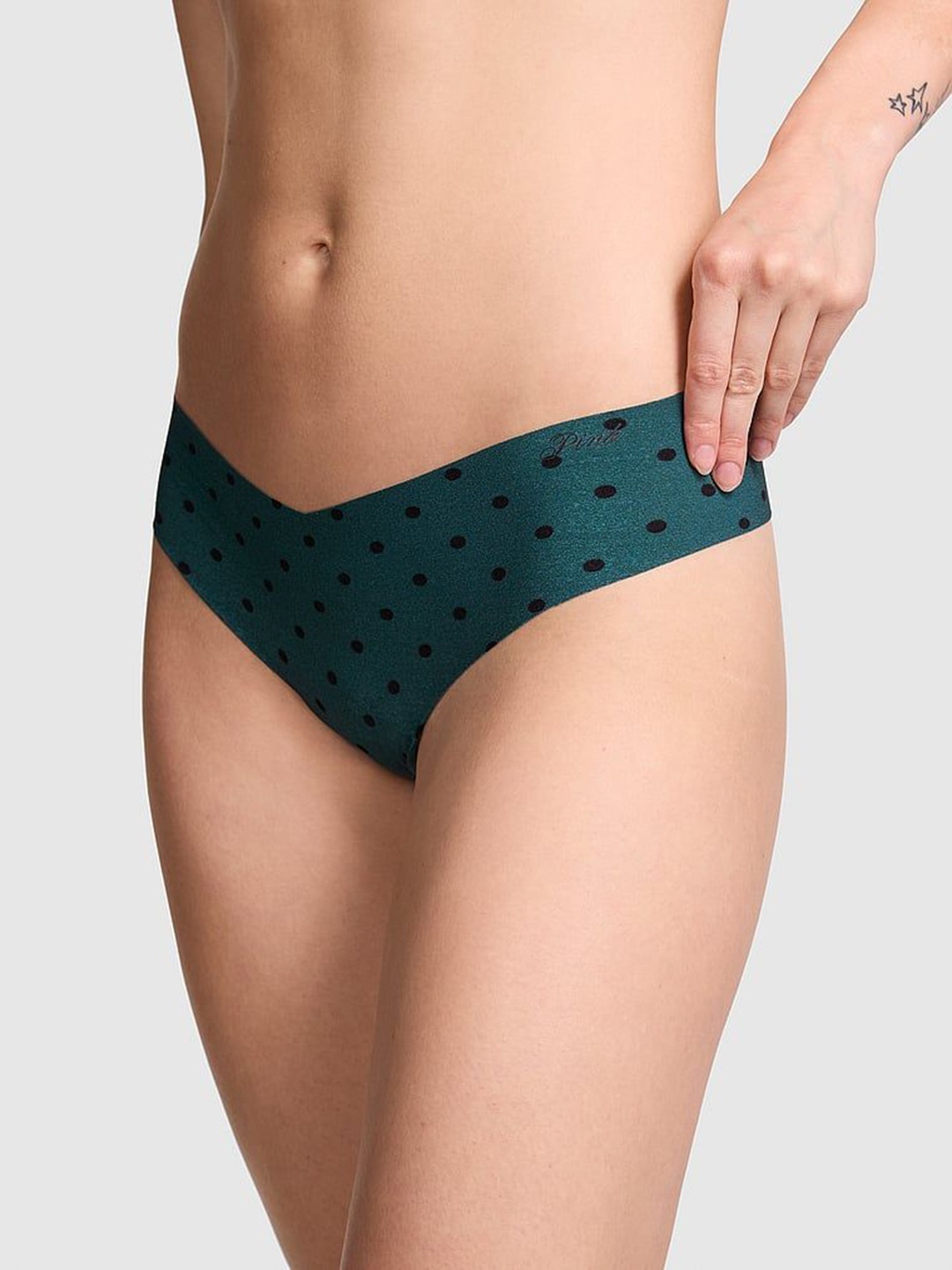 

Victoria's Secret Self Design PINK Printed Low-Rise Thongs112467206GSK, Green