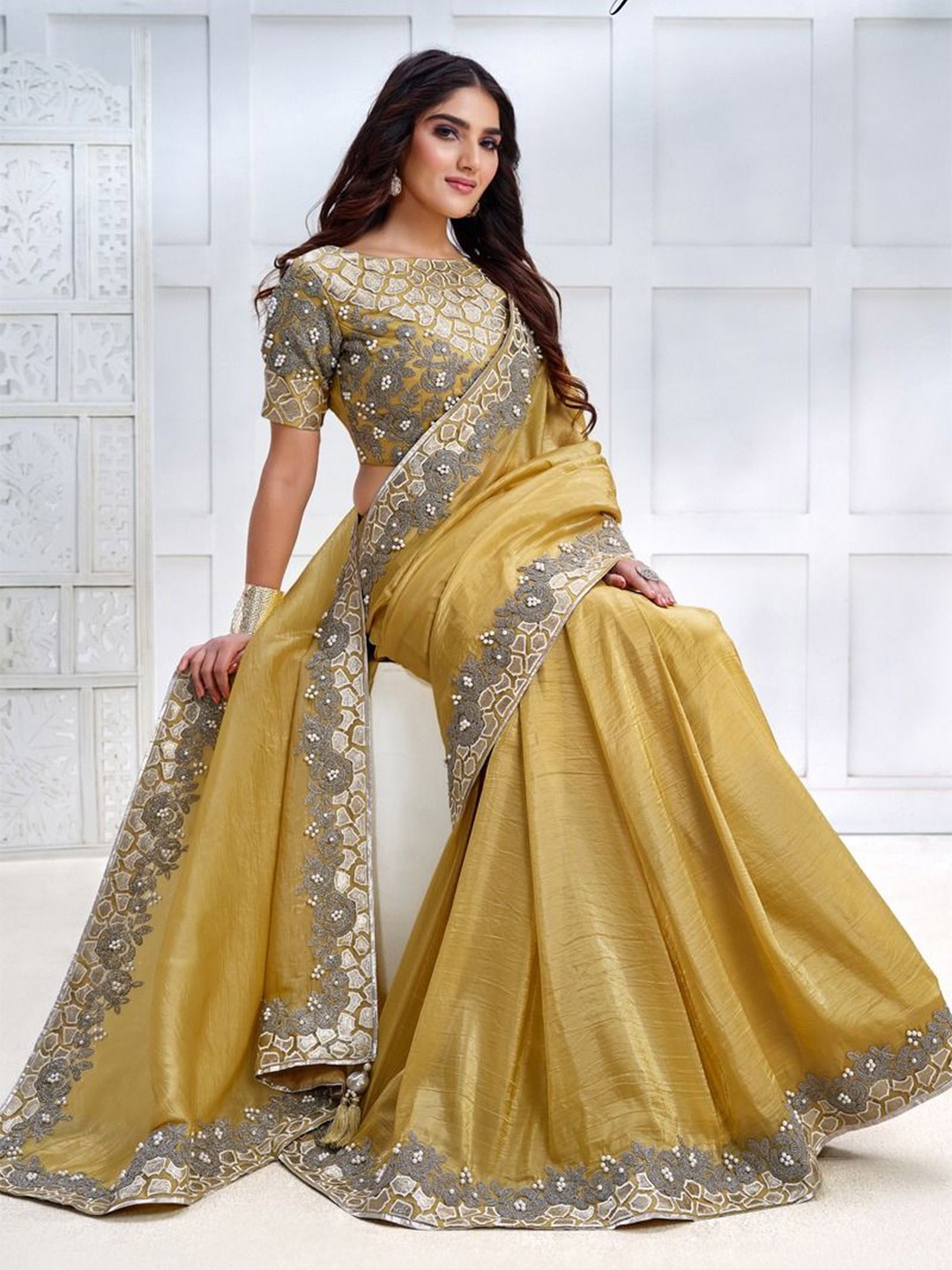 

Nimayaa Embroidered Silk Blend Banarasi Saree, Yellow