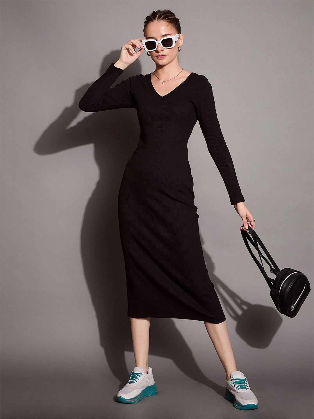 

SASSAFRAS BASICS Bodycon Solid Midi Dress, Black