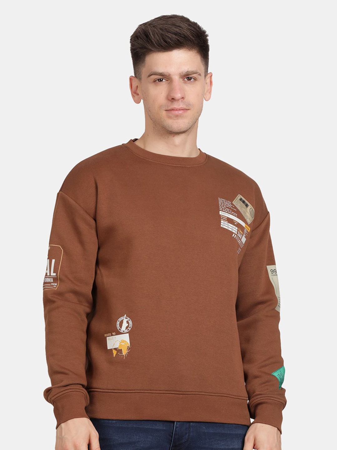 

t-base Men Graphic Printed Sweatshirt, Brown