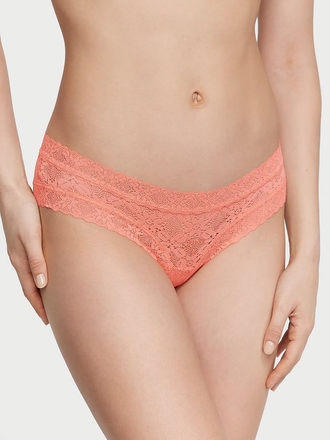 

Victoria's Secret Low-Rise Basic Briefs 112358610MIZ, Orange