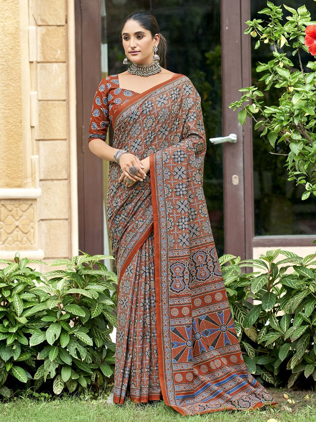 

Munir Pure Cotton Bagru Saree, Brown