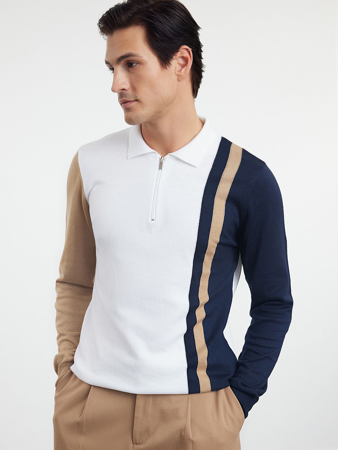 

Trendyol Men Colourblocked Polo Collar Cotton T-Shirt, White