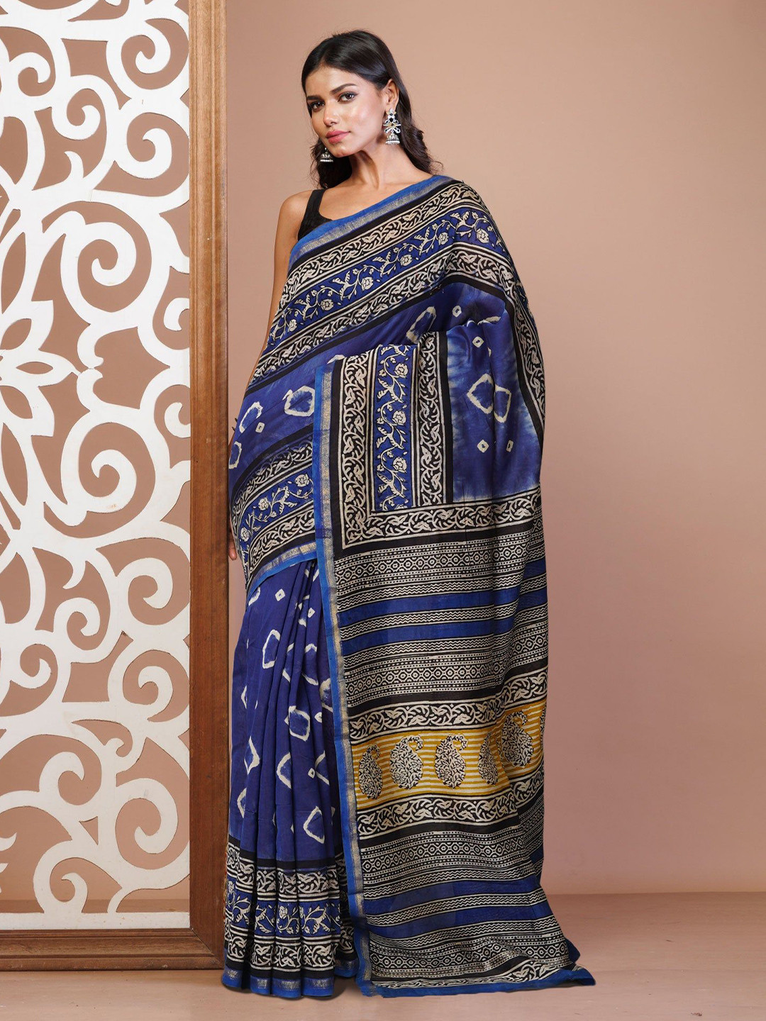 

Unnati Silks Ethnic Motifs Zari printed Handloom Chanderi Saree, Blue