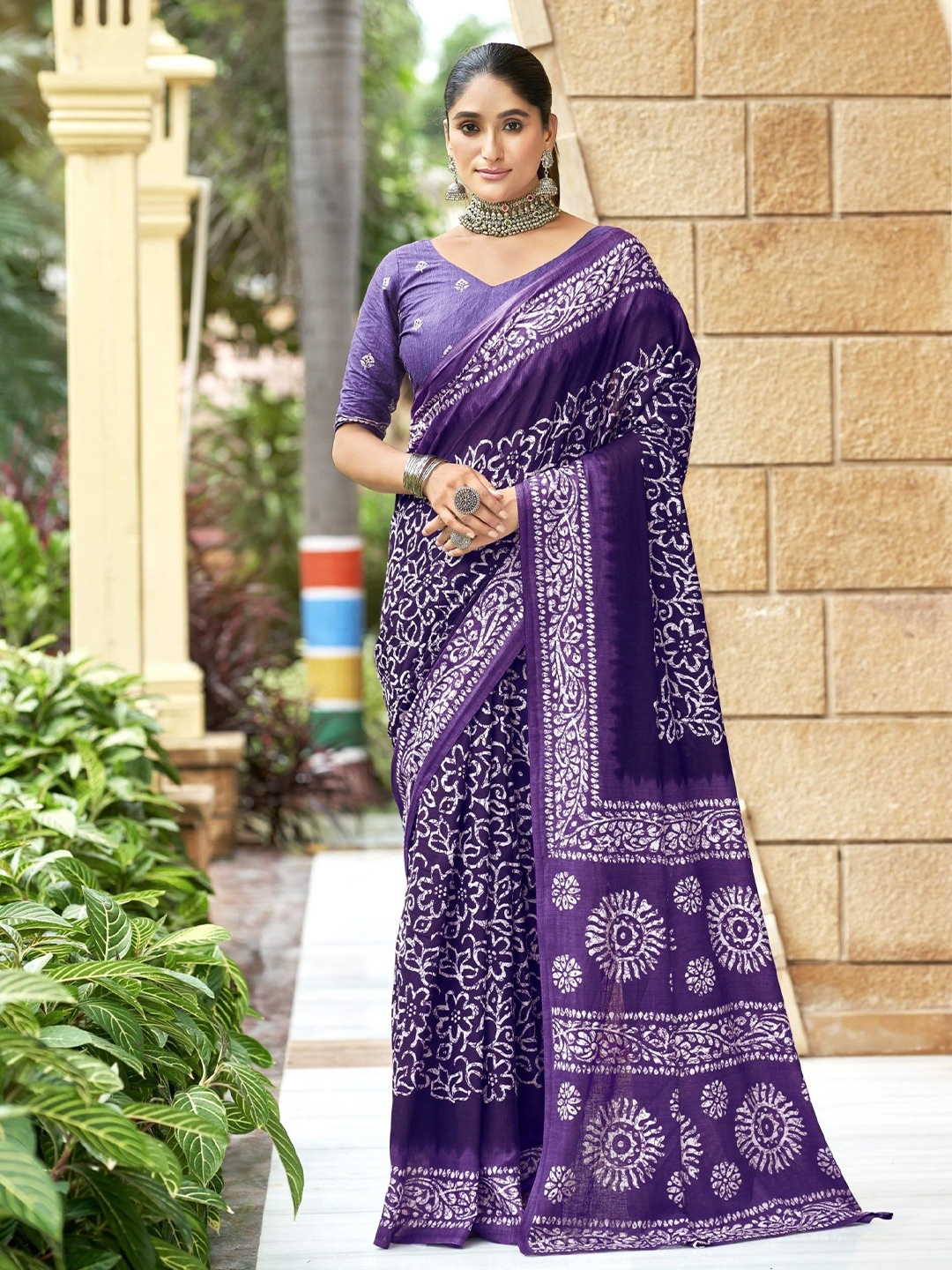 

Munir Floral Printed Pure Cotton Bagru Saree, Purple