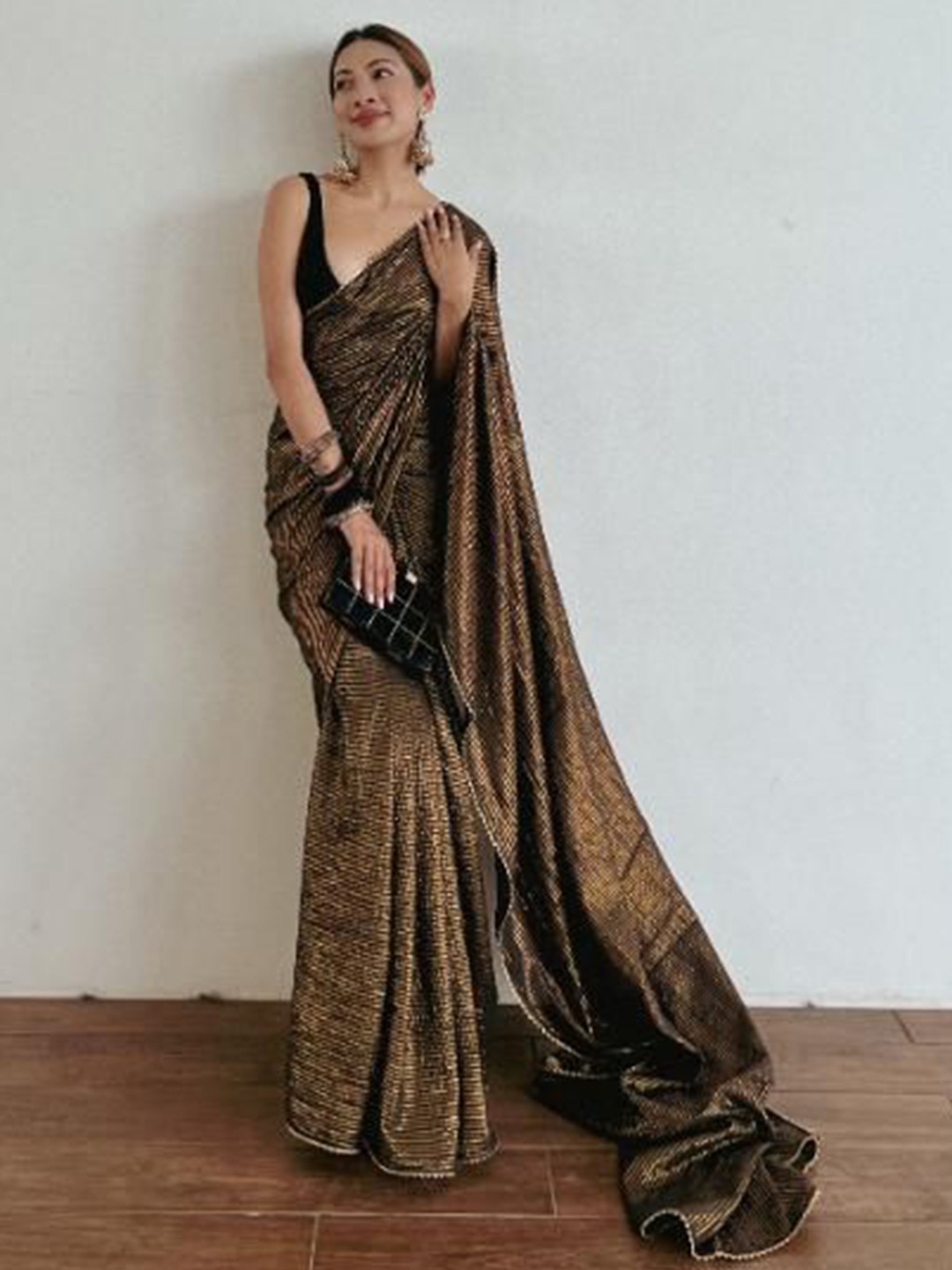 

Humdum Striped Gotta Patti Pure Cotton Saree, Black