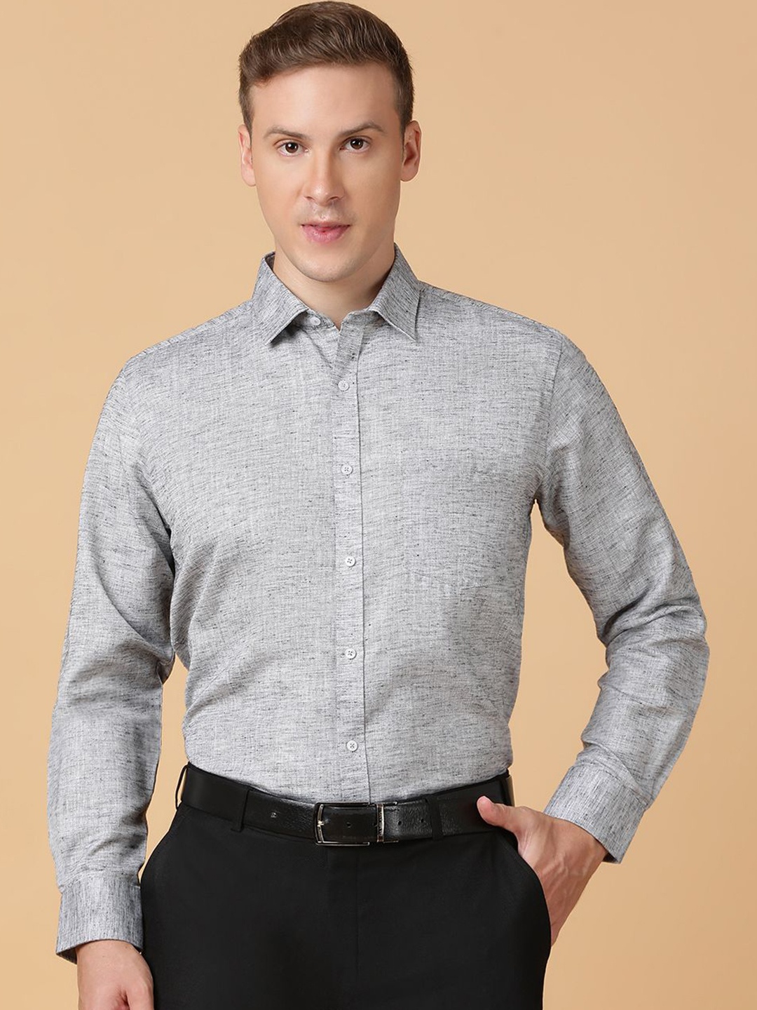 

TABARD Men Spread Collar Solid Cotton Formal Shirt, Black