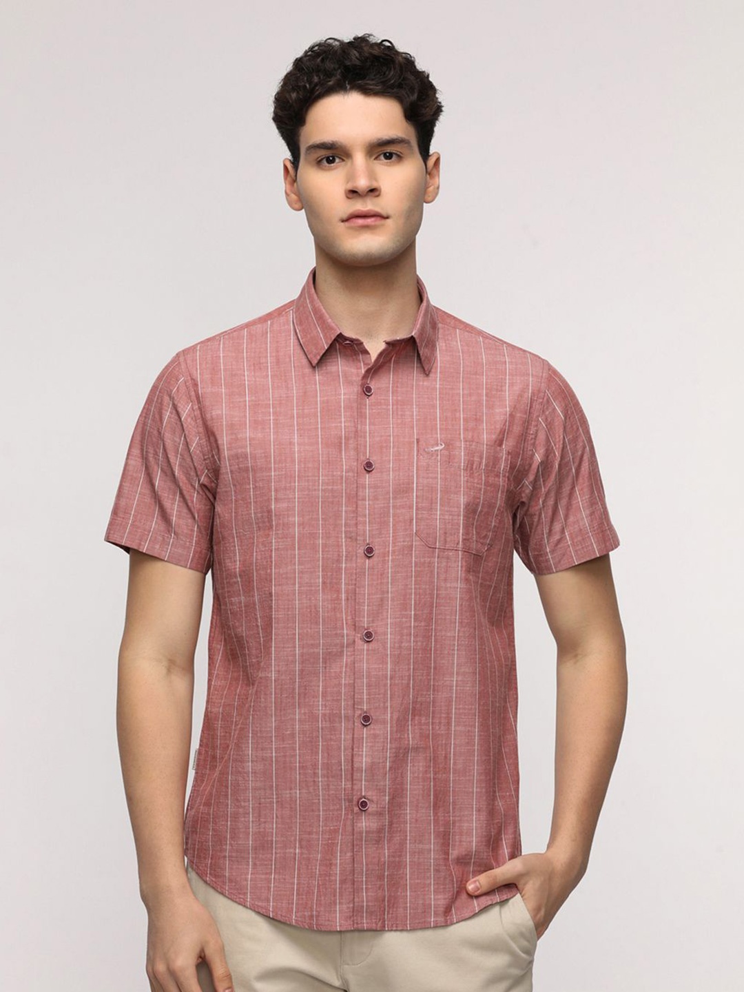 

Crocodile Classic Comfort Vertical Striped Pure Cotton Casual Shirt, Red