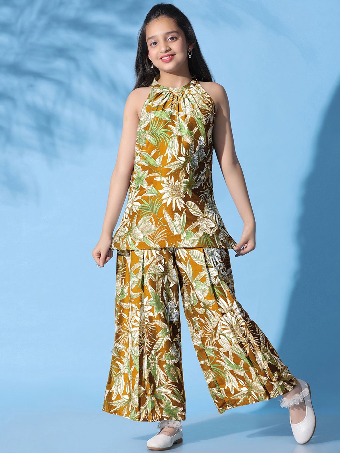 

FASHION DREAM Printed Halter Neck Sleeveless Top With Palazzo, Mustard