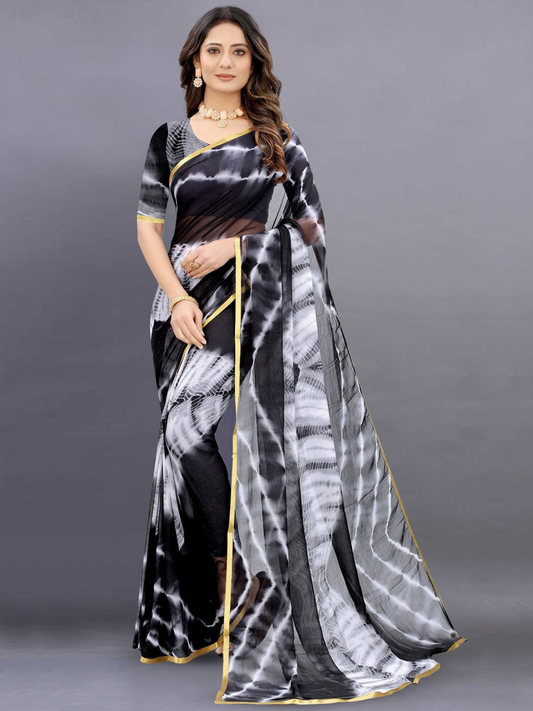 

Aika Tie and Dye Pure Chiffon Saree, Black