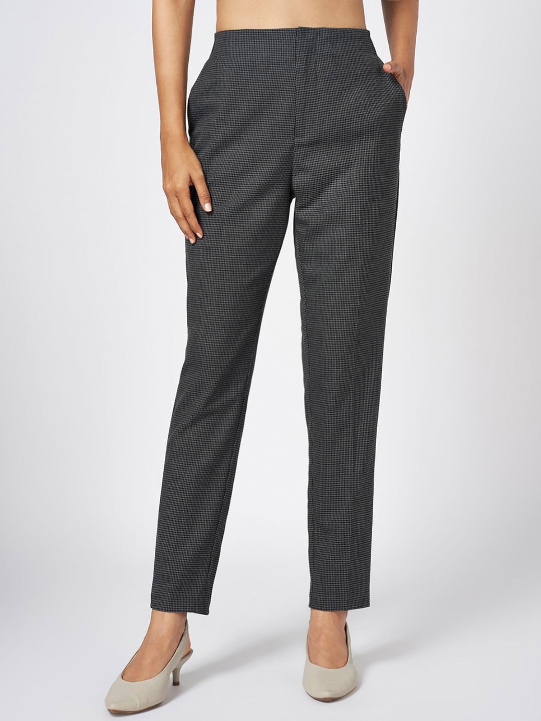 

Annabelle by Pantaloons Women Checked Slim Fit High-Rise Trousers, Grey