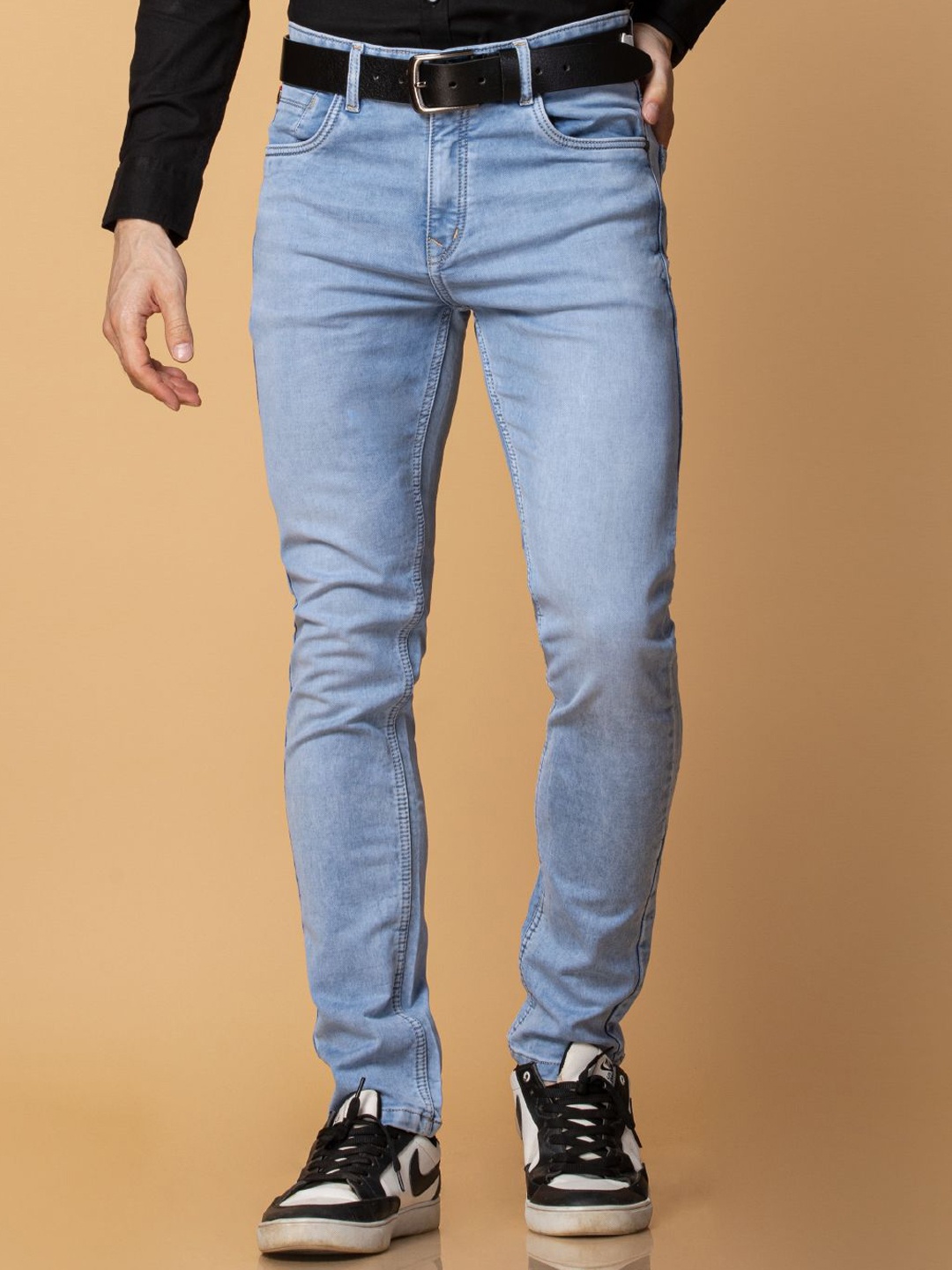 

Berkshire Men Smart Slim Fit Light Fade Stretchable Jeans, Blue