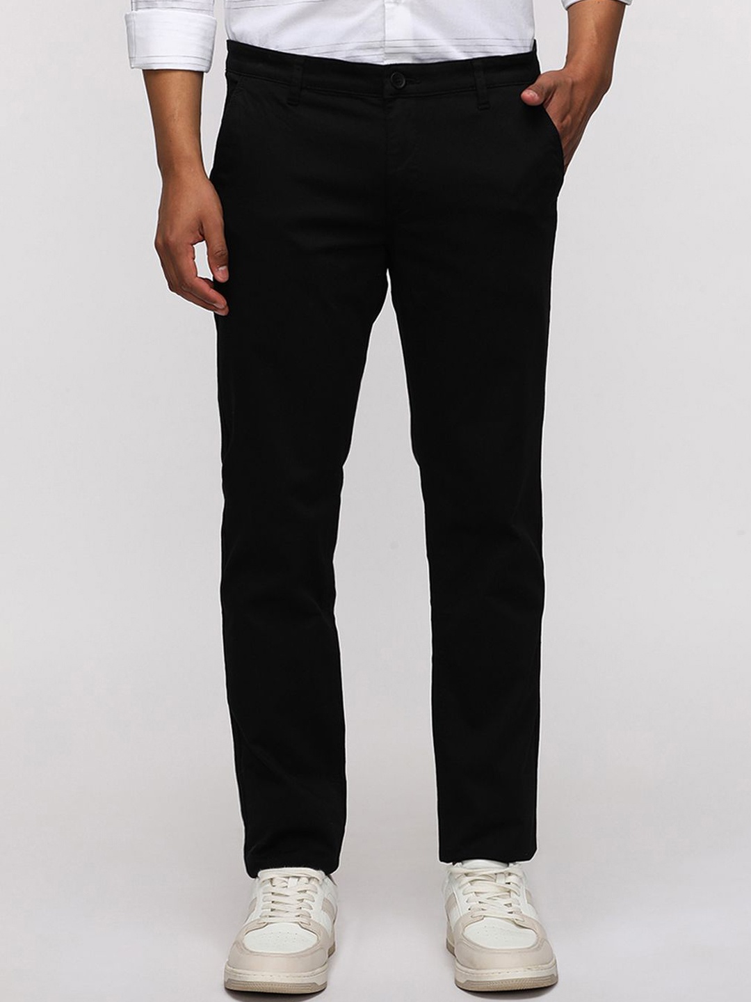 

Crocodile Sport Men Slim Fit Easy Wash Cotton Regular Trousers, Black