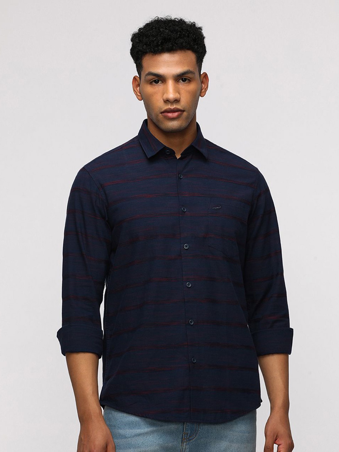 

Crocodile Comfort Fit Horizontal Striped Pure Cotton Casual Shirt, Navy blue