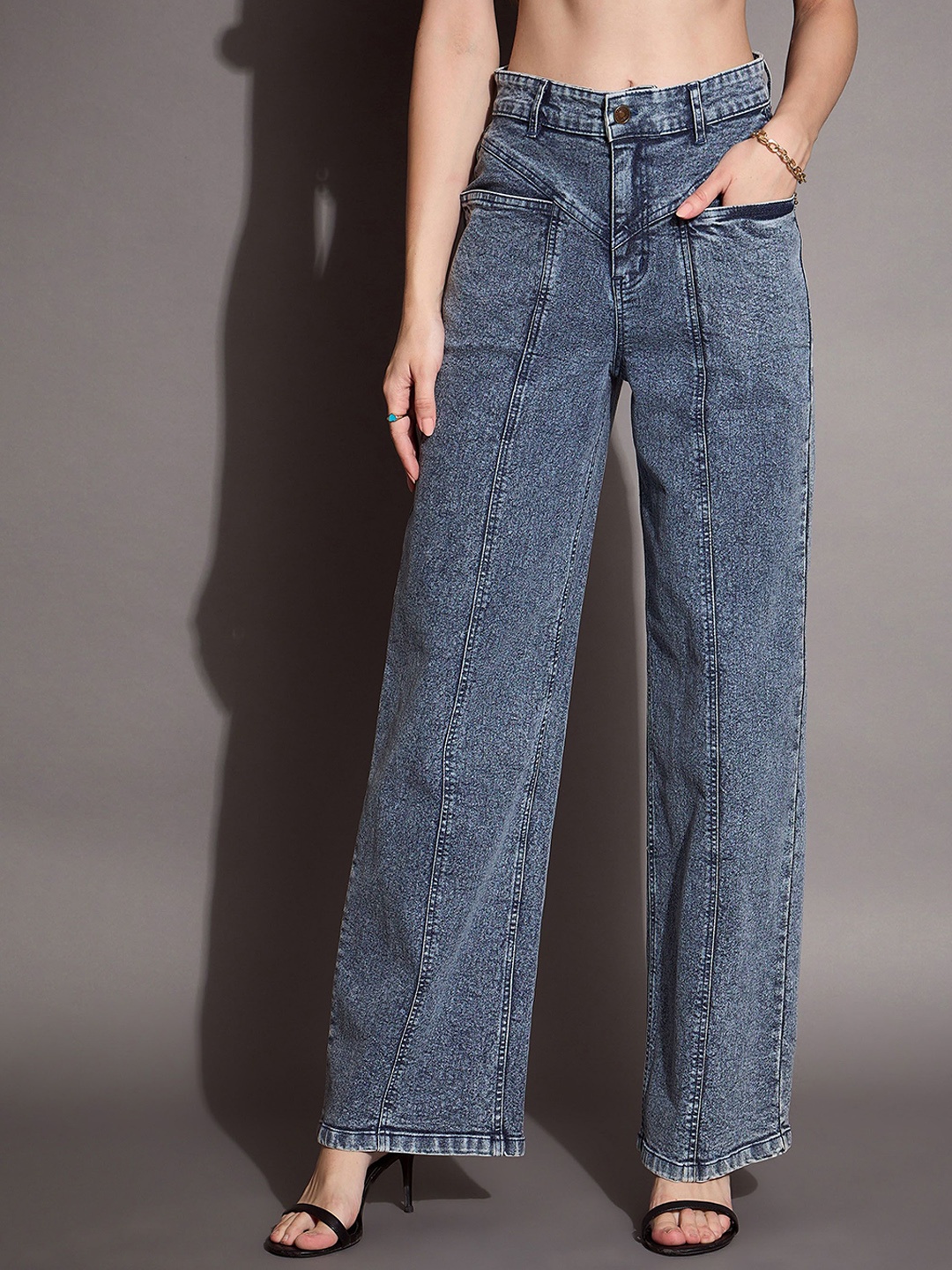 

SASSAFRAS BASICS Women Comfort Straight Fit High-Rise Stretchable Jeans, Blue