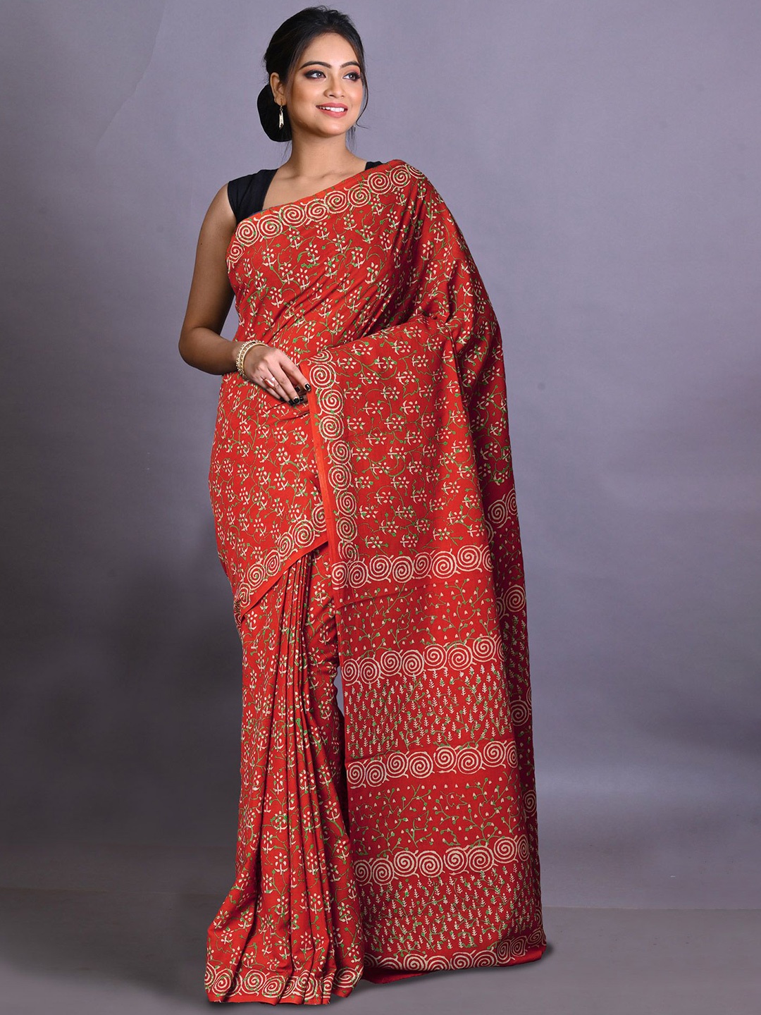 

Unnati Silks Pure Cotton Ethnic Motifs Block Print saree, Red
