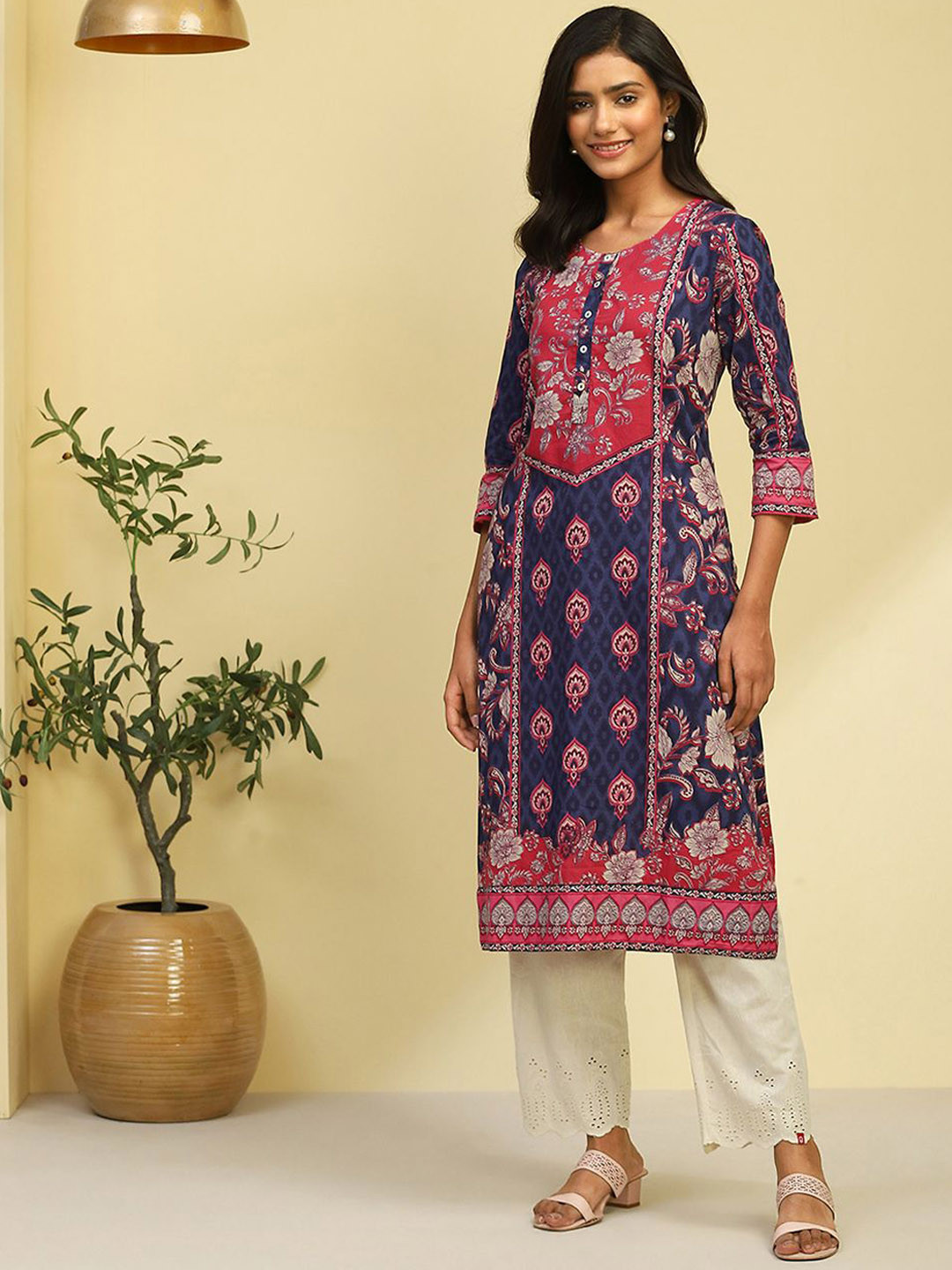 

Biba Floral Printed Straight Kurta, Navy blue