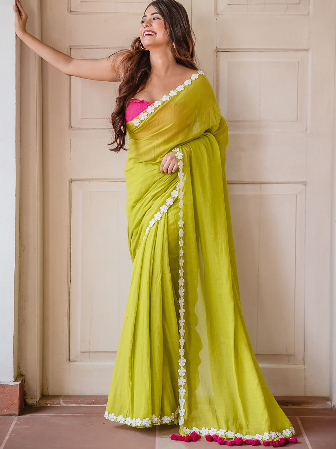 

RODDUR Lace Border Pure Cotton Saree, Lime green