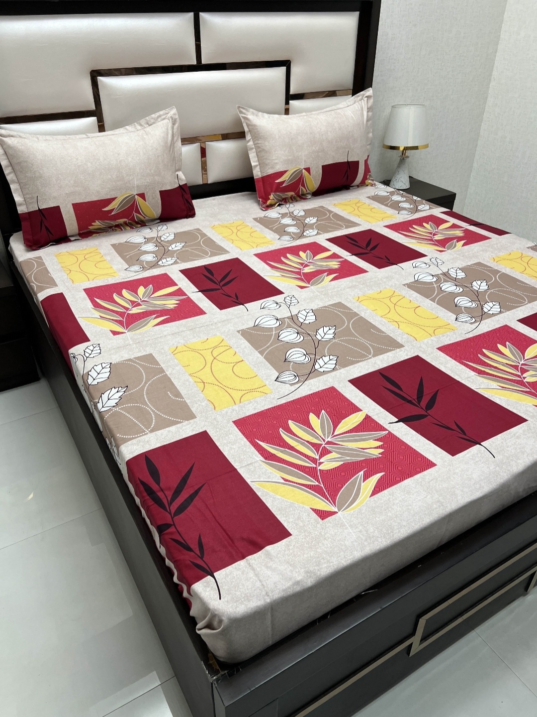 

Pure Decor Passion Fur Pink Floral 300 TC Cotton Queen Bedsheet With 2 Pillow Covers