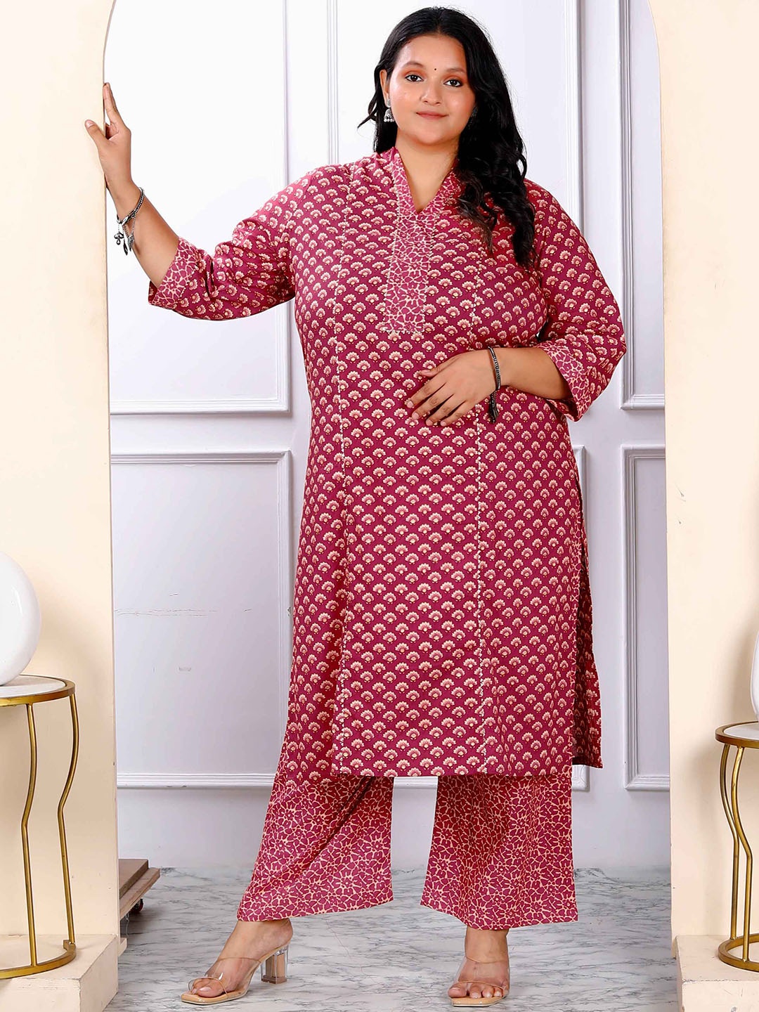 

MIRAVAN Plus Size Floral Printed Mandarin Collar Pure Cotton Straight Kurta With Palazzo, Pink