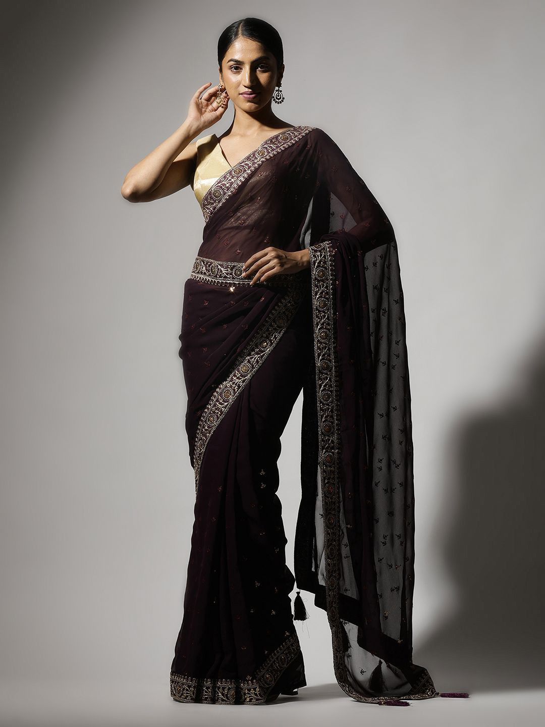 

Qahal Women Embellished Sequinned Pure Georgette Saree, Purple