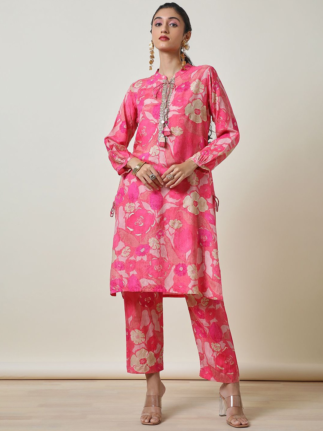 

Soch Mandarin Collar Sequinned Floral Printed Straight Kurta with Trousers, Pink