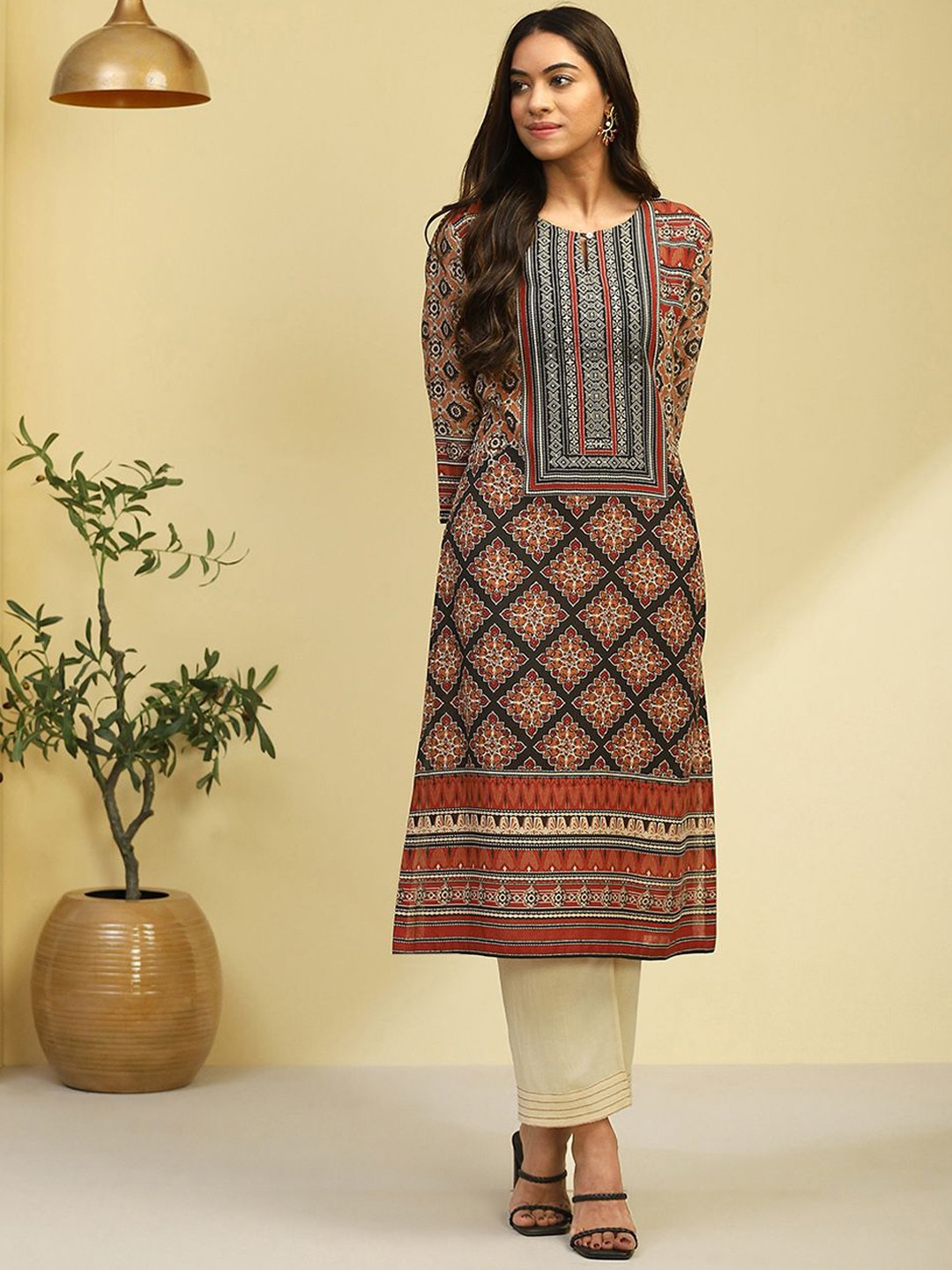 

Biba Floral Printed Round Neck Straight Kurta, Brown