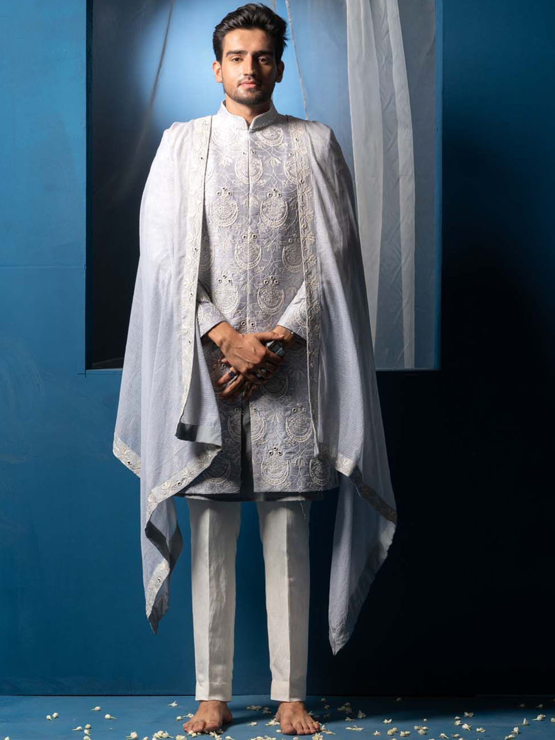 

Ayush Jain Men Embroidered Sherwani Set, Blue