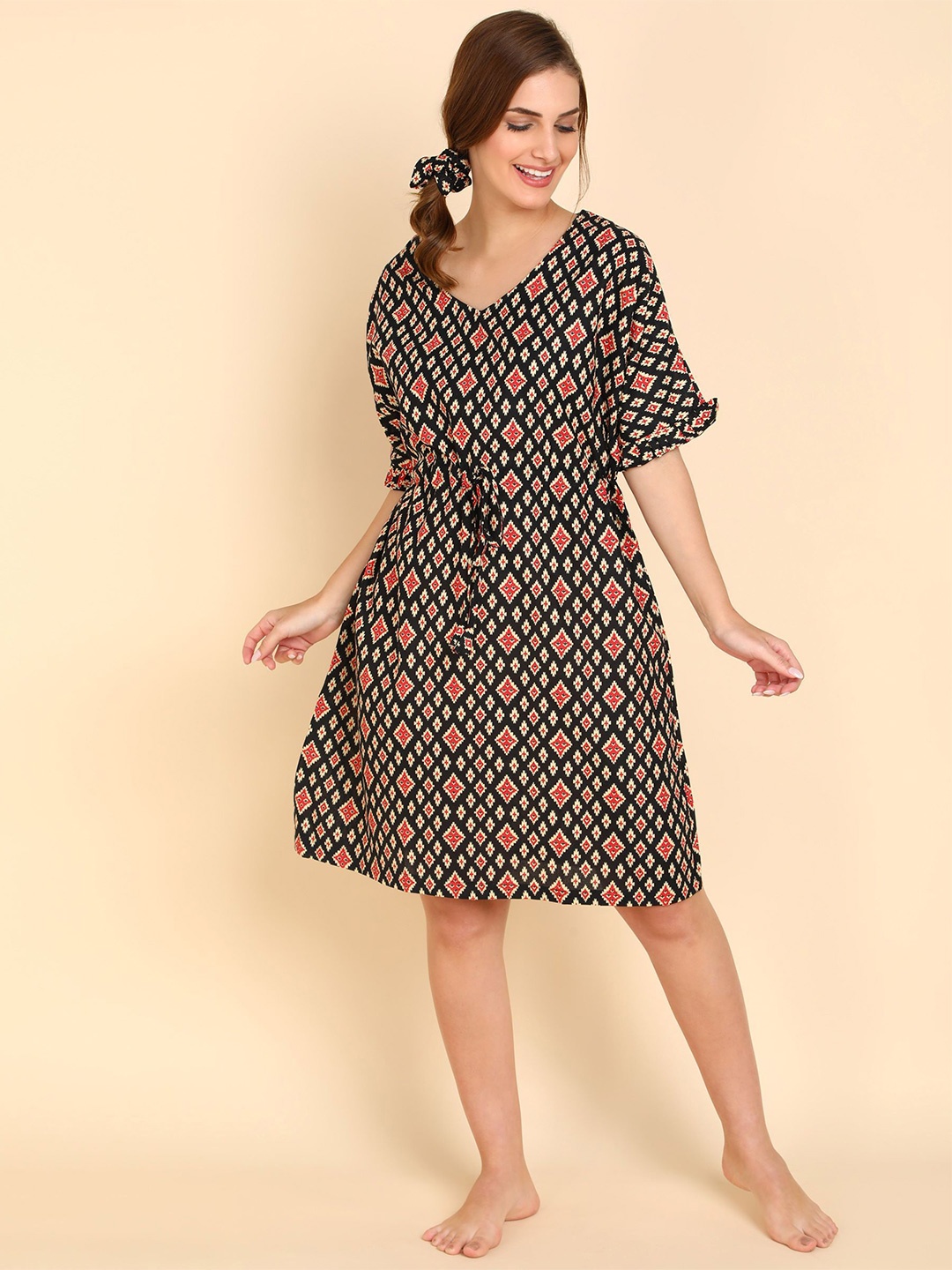 

Aartej Printed Nightdress, Black