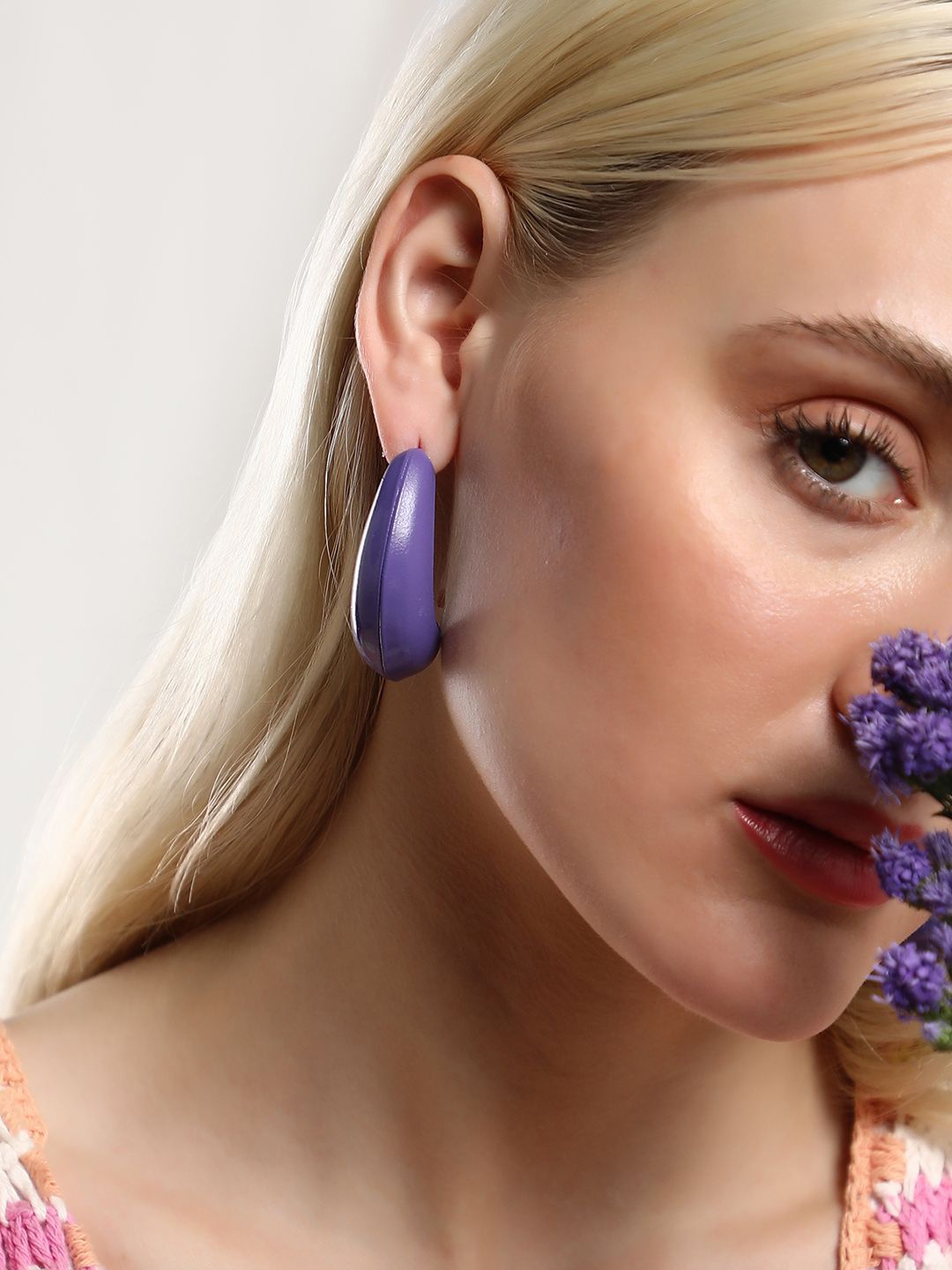 

SOHI Crescent Shaped Half Hoop Earrings, Purple
