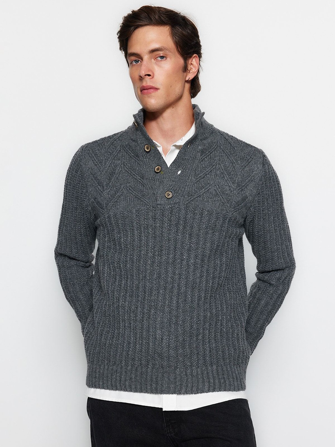

Trendyol Men Striped Polo Collar T-Shirt, Grey