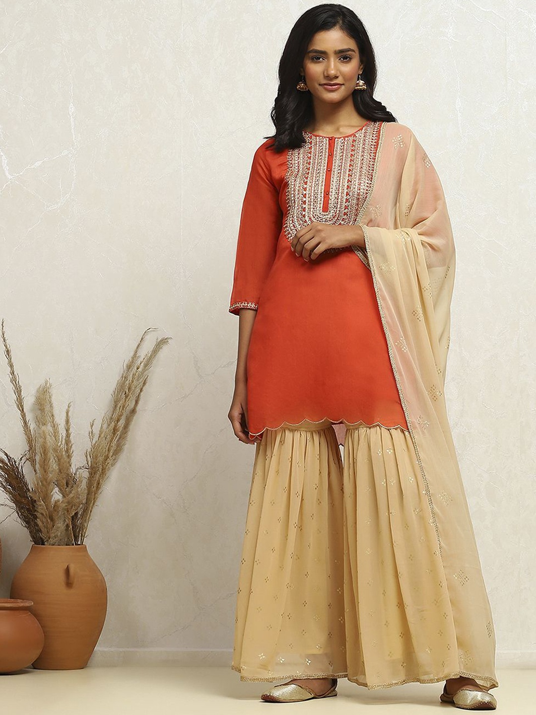 

Biba Geometric Embroidered Sequinned Straight Kurti With Sharara & Dupatta, Orange