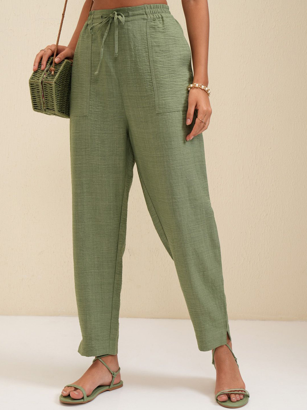 

Tokyo Talkies Women Pleated Trousers, Green
