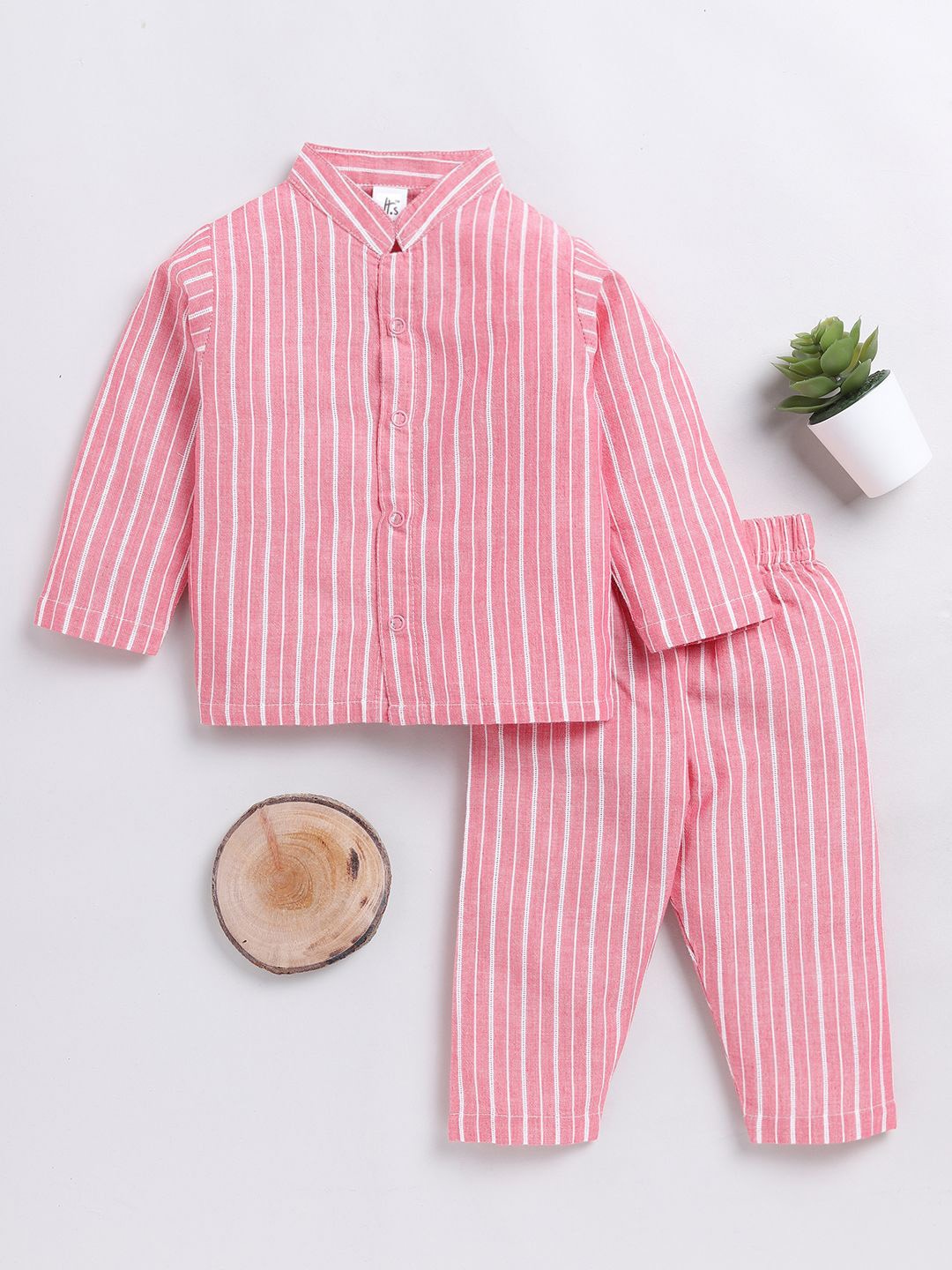 

Clt.s Unisex Kids Striped Night suit, Coral