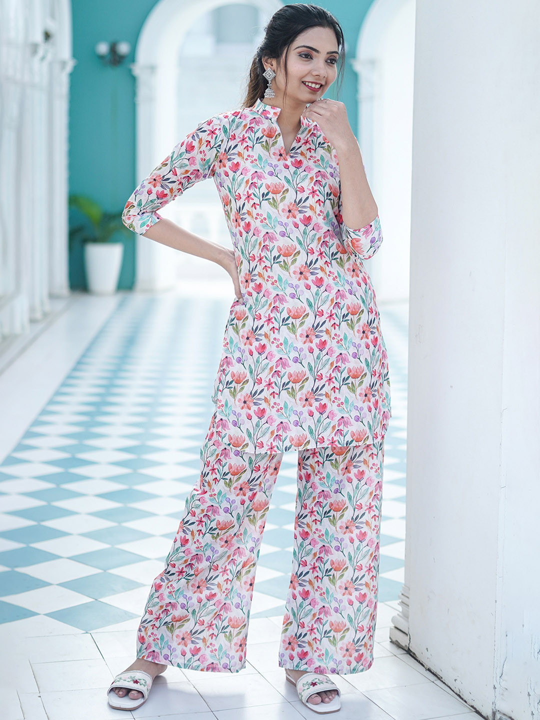 

GO BOUJEE Floral Printed Tunic With Palazzos, White