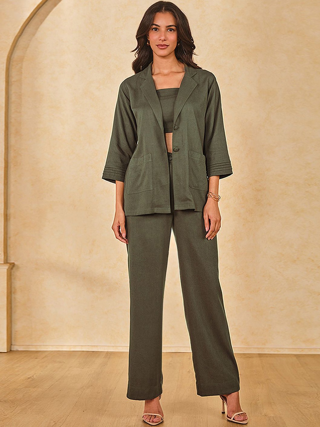 

AND Shoulder Straps Sleeveless Crop Top & Trouser With Jacket, Olive