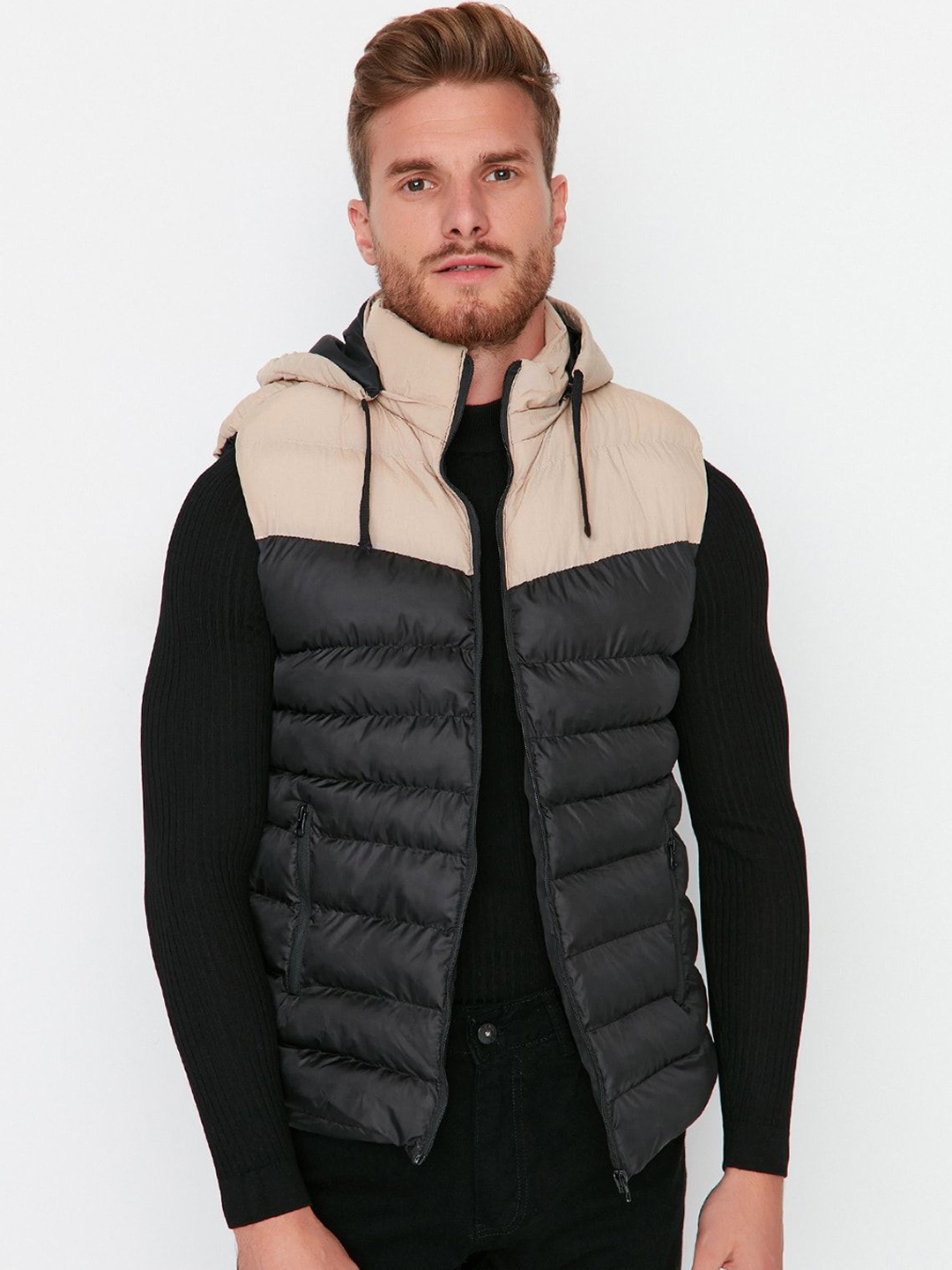 

Trendyol Colourblocked Hooded Puffer Jacket, Black