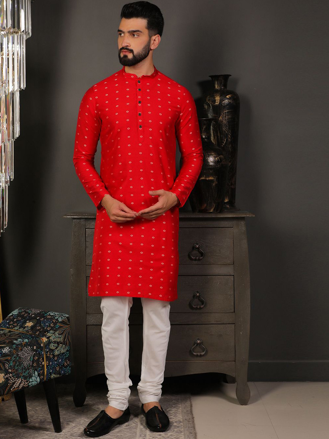 

DEYANN Geometric Woven Design Mandarin Collar Straight Kurta with Churidar, Red