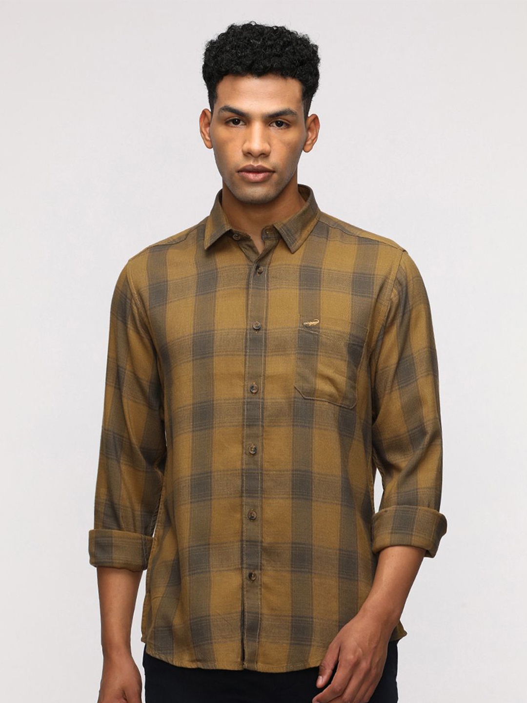 

Crocodile Comfort Checked Spread Collar Shirt, Mustard