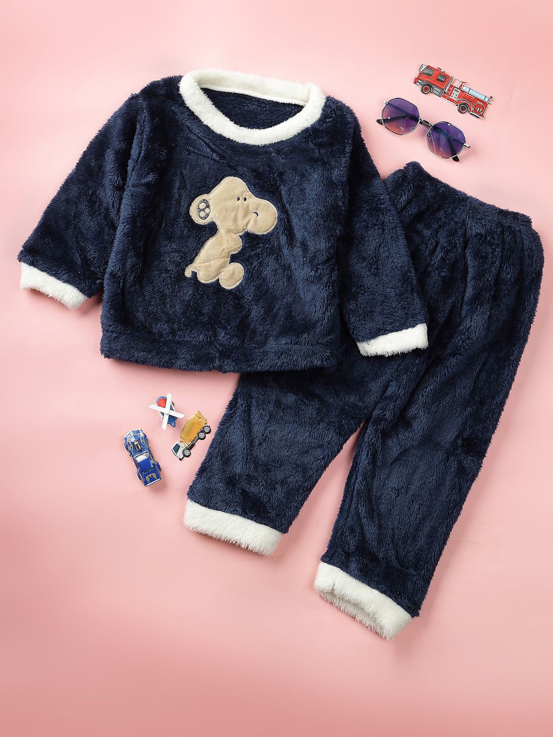 

NEUDIS Girls Graphic Printed Long Sleeves Night suit, Navy blue