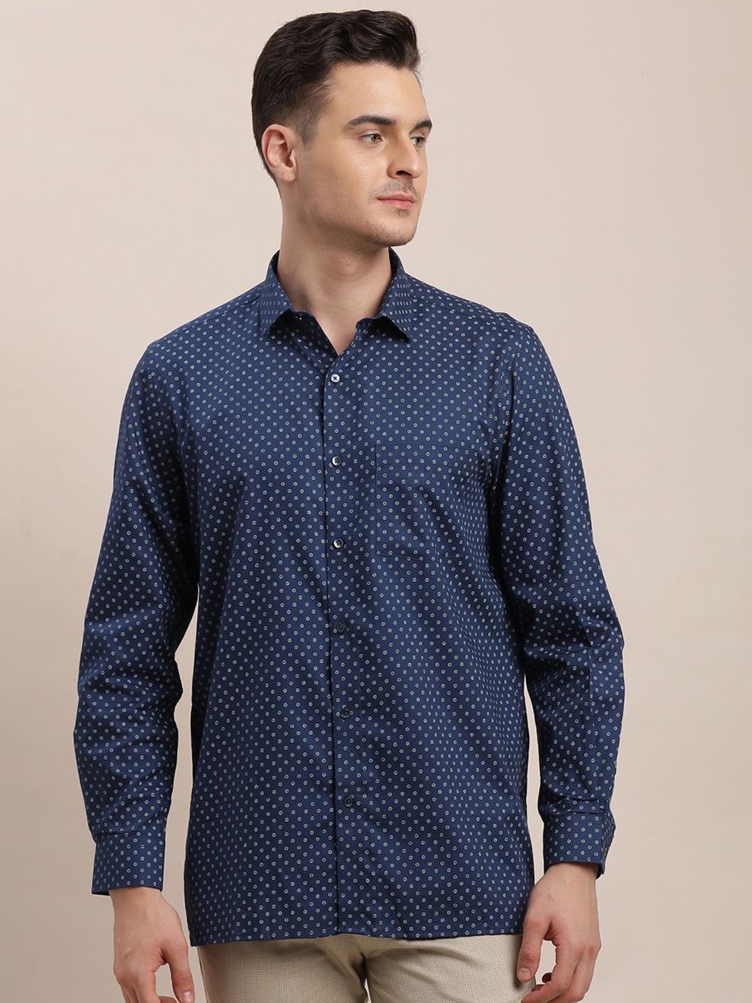

Turtle Men Standard Spread Collar Micro Ditsy Printed Cotton Formal Shirt, Blue