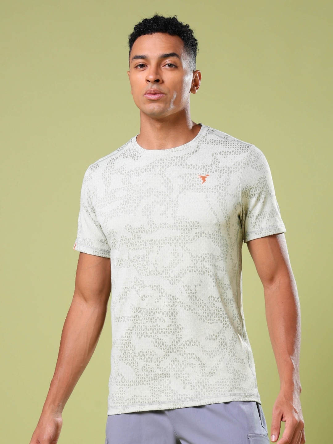 

Technosport Men UPF50 Abstract Printed Round Neck Slim Fit T-Shirt, Grey