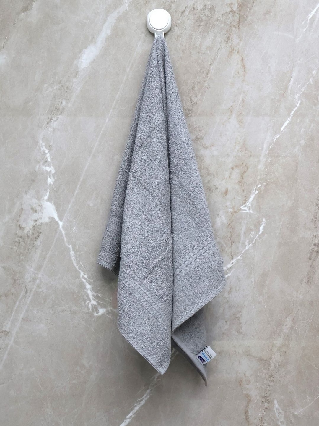 

BOMBAY DYEING Grey 1 PcsCotton 450 GSM Bath Towel