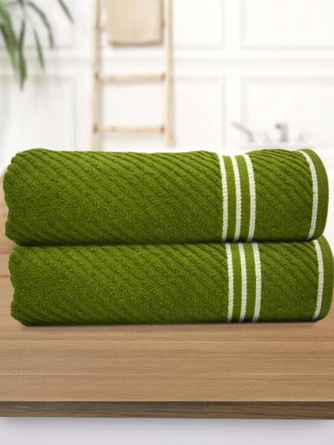 

Aura Green & White 2 Pieces Cotton 400 GSM Bath Towel