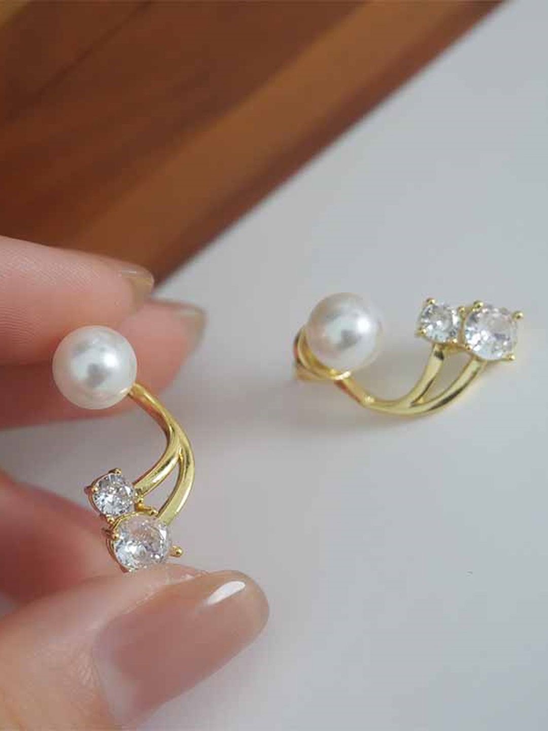 

KRENOZ Pearls Beaded Classic Studs Earrings, Gold