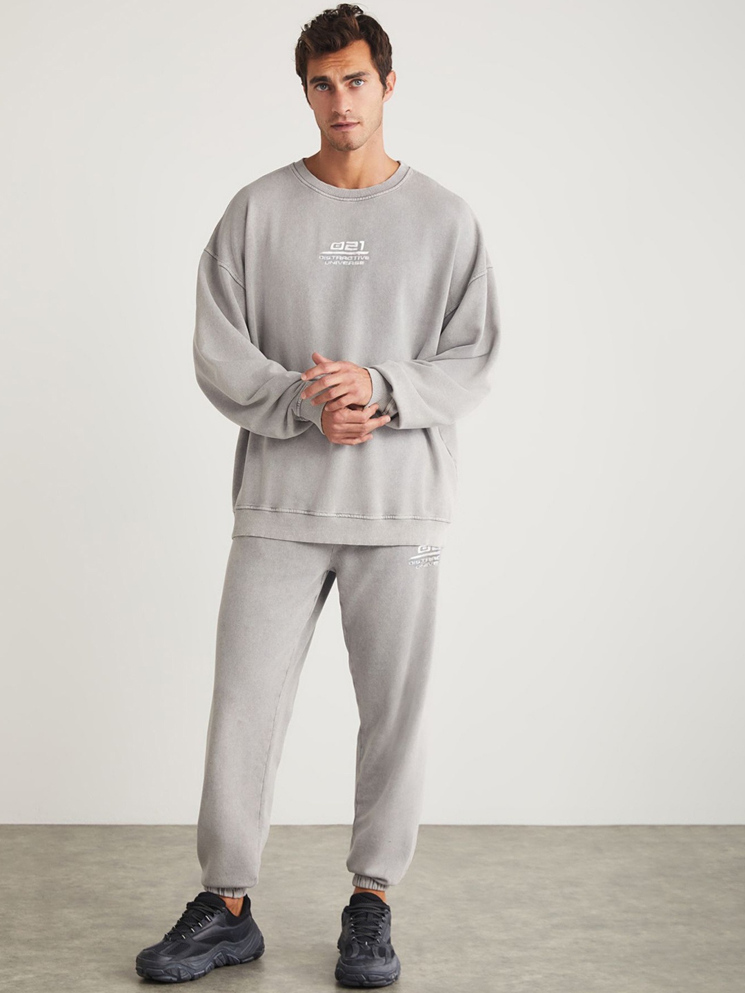 

GRIMELANGE Men Solid Tracksuits, Grey