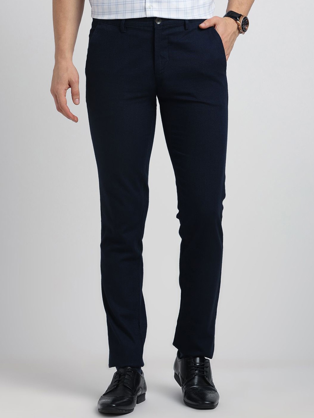 

Turtle Men Self Design Relaxed Skinny Fit Chinos Trousers, Navy blue