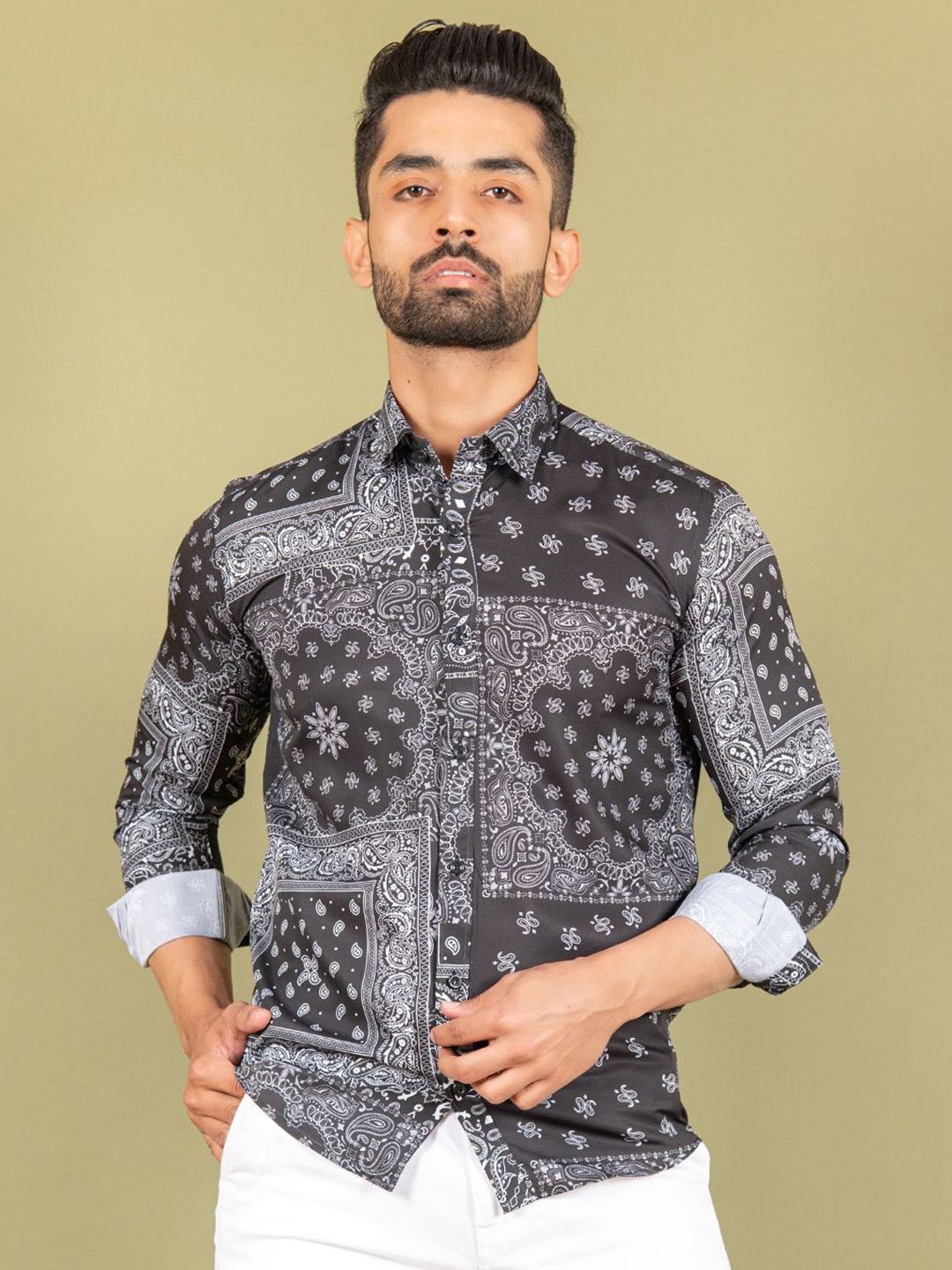 

Tistabene Men Standard Opaque Printed Casual Shirt, Black